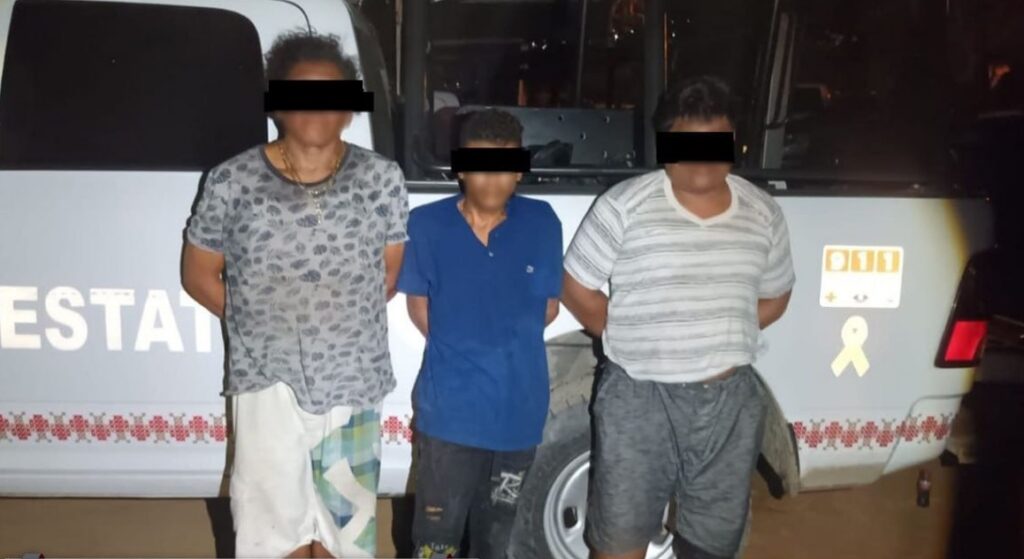Detienen a tres en posesión de presunta droga y un arma de fuego ...